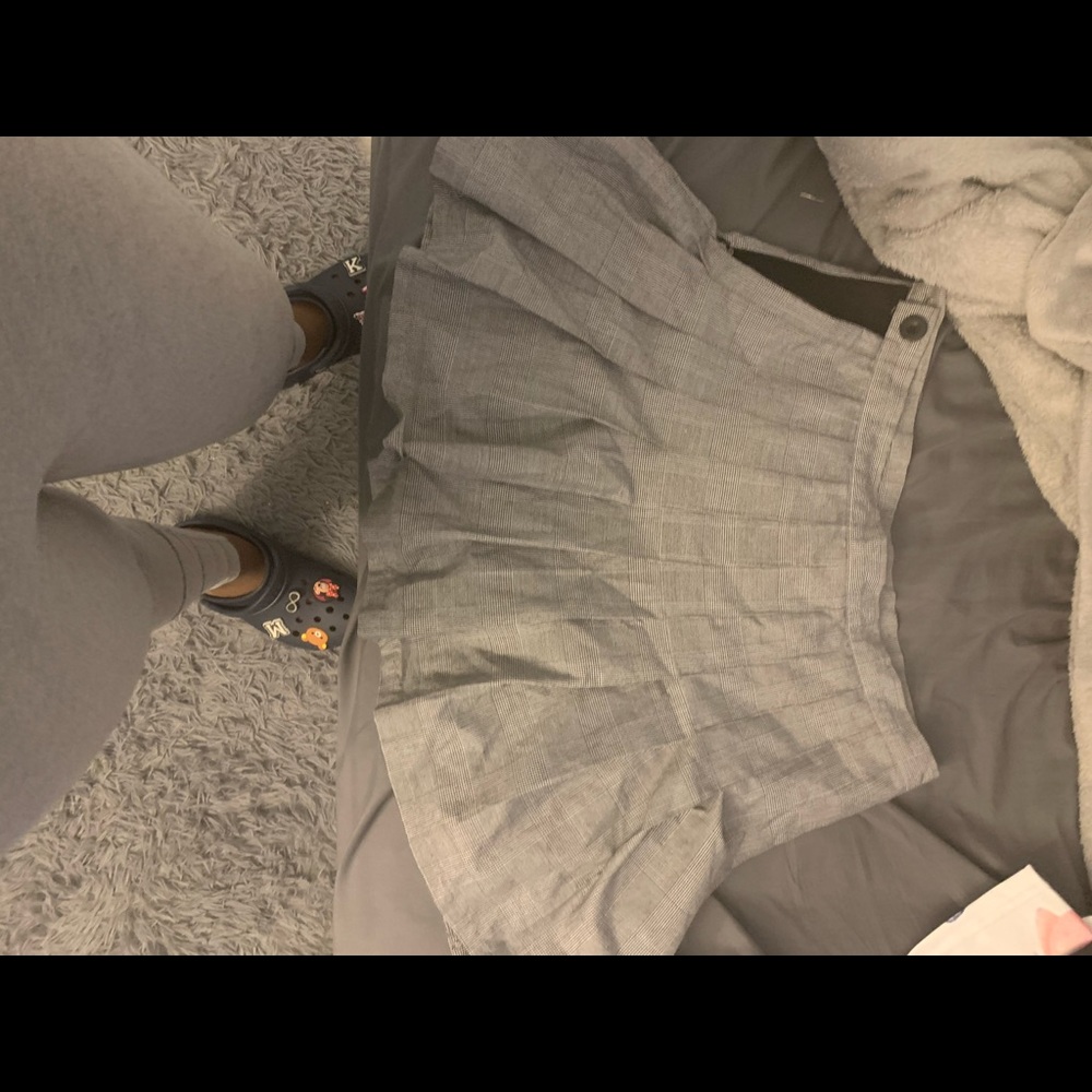 MINI SKIRT